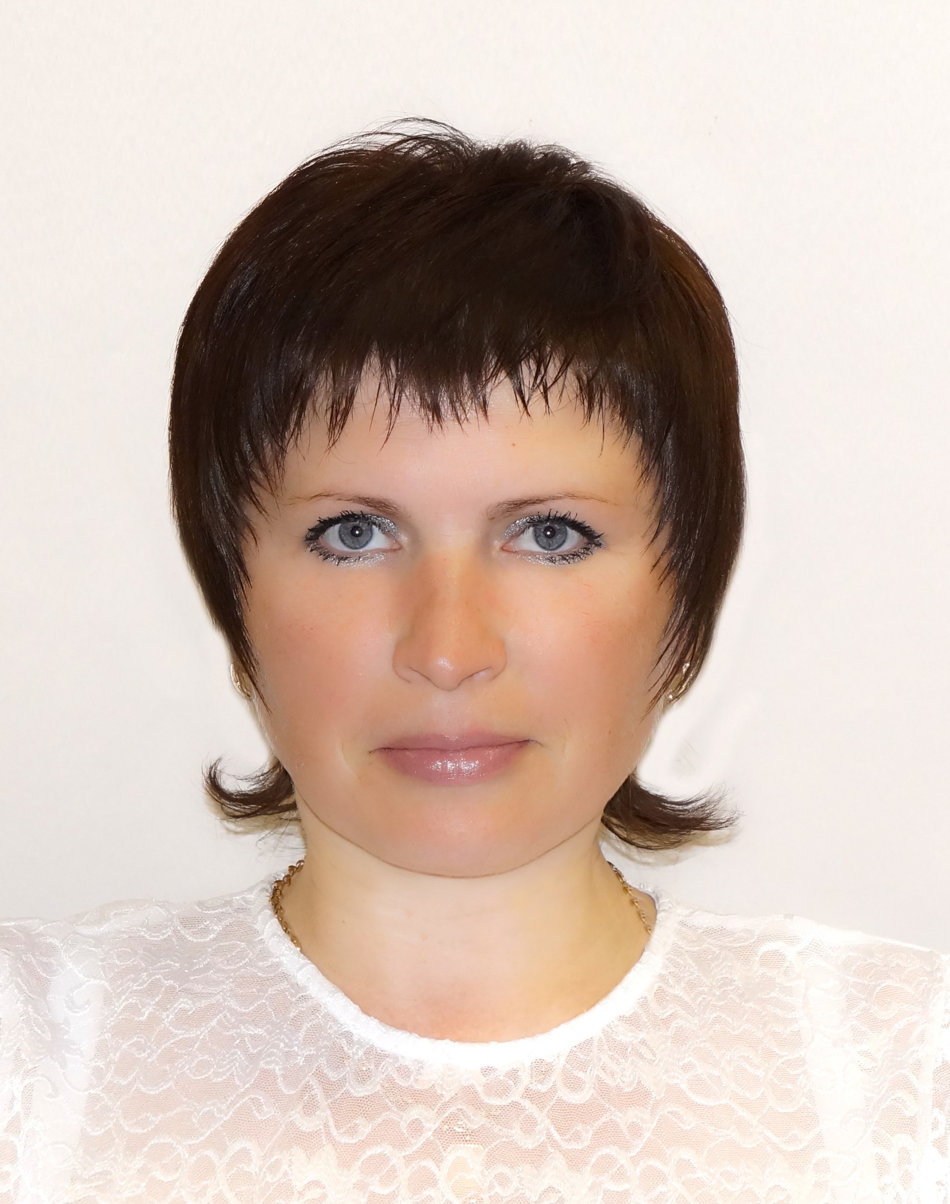 ВЕДЕРНИКОВА Марина Витальевна ВЕДЕРНИКОВА Марина Витальевна