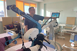 Новое оборудование для реабилитации пациентов после инсульта появилось в Иркутской областной клинической больнице
