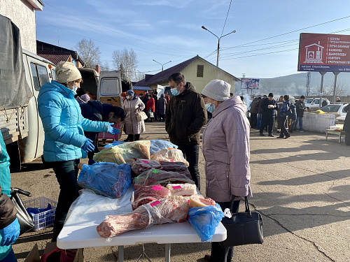  23 октября в Усть-Куте успешно прошла сельскохозяйственная ярмарка