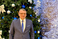 Поздравление мэра Усть-Кутского района Сергея Анисимова с Новым 2023 годом!