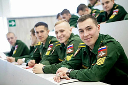 О возможности получения высшего образования в военно-учебных заведениях