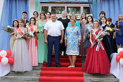 Алые паруса. Выпускной вечер состоялся в Усть-Куте.