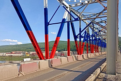 В Усть-Куте осенью завершат капитальный ремонт моста через реку Лена