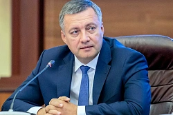 Губернатор Иркутской области Игорь Кобзев поручил усилить контроль ситуации с топливообеспечением региона